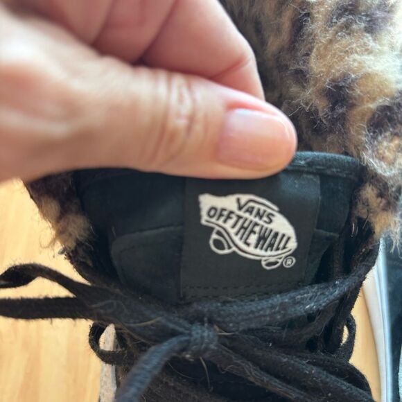 Vans SK8-Hi Fur Lined platform High Tops - Picture 3 of 9